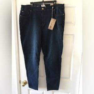 Sz 22 skinny jeans new with tags